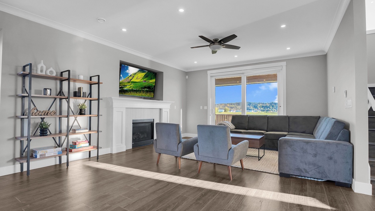 Photo of Livingroom in Surrey