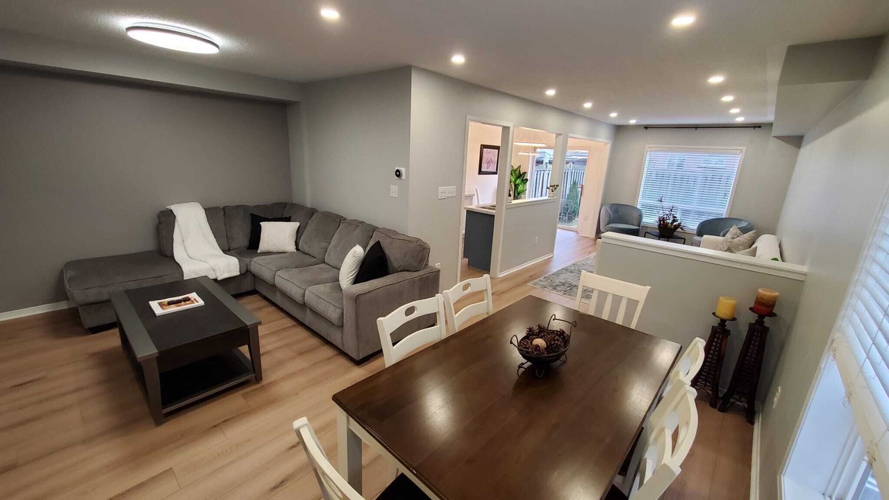 Photo of Livingroom in Milton
