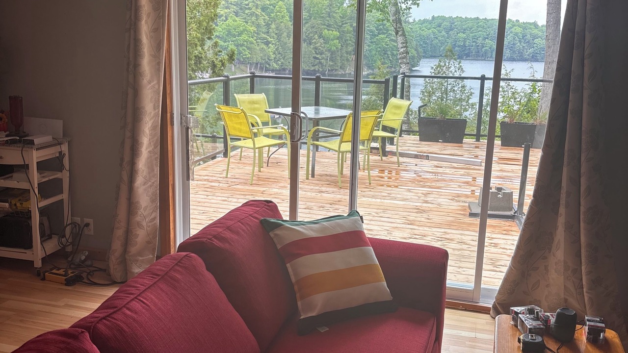 Photo of Livingroom in Frontenac