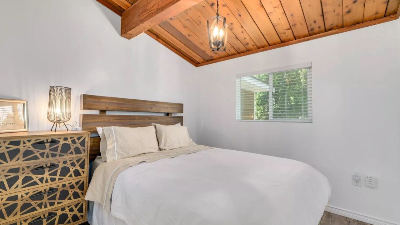 Photo of Bedroom in Maple Ridge