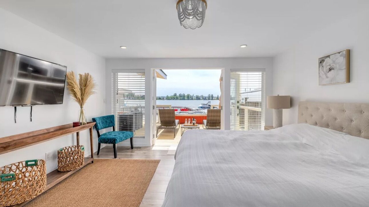 Photo of Bedroom in Maple Ridge
