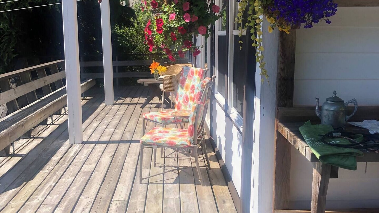Photo of Patio Balcony in Quathiaski Cove