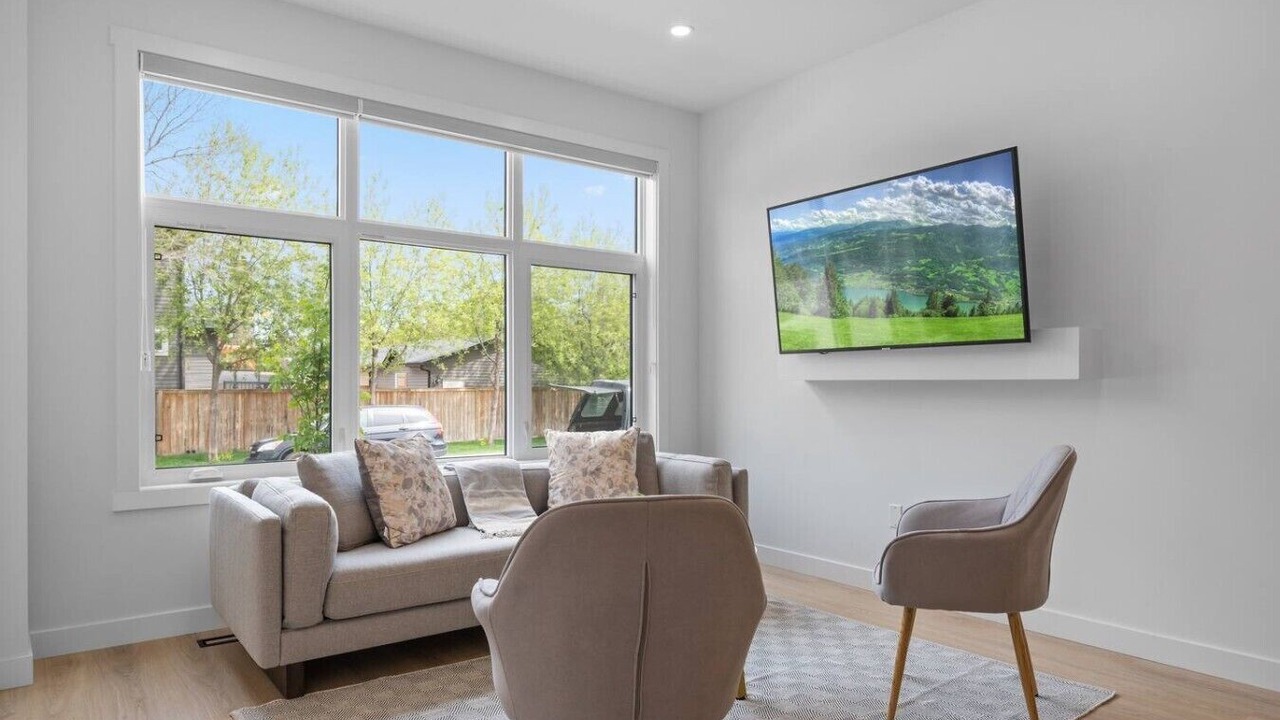 Photo of Livingroom in Southwest Calgary