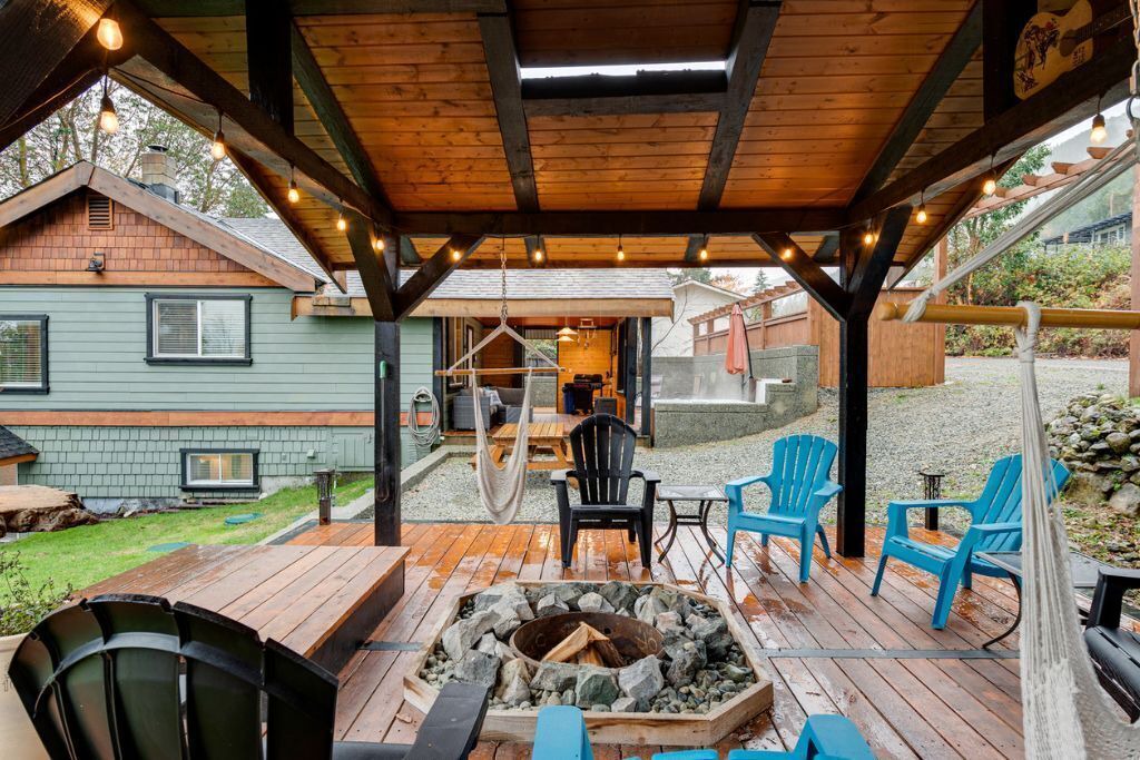 Photo of Patio Balcony in Youbou