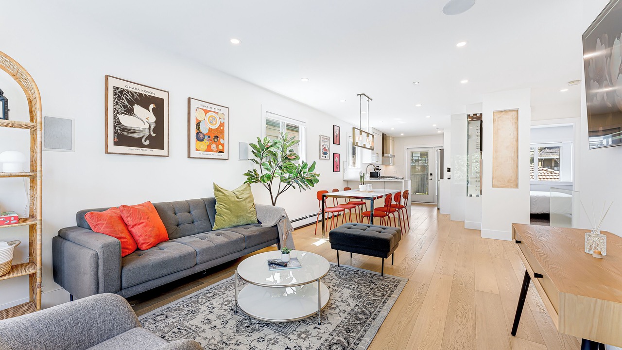 Photo of Livingroom in Knight