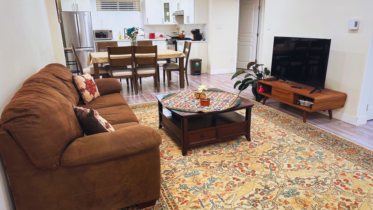 Photo of Livingroom in McMillan