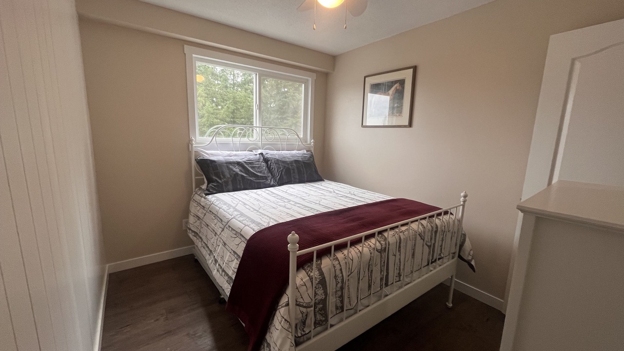 Photo of Bedroom in Langley