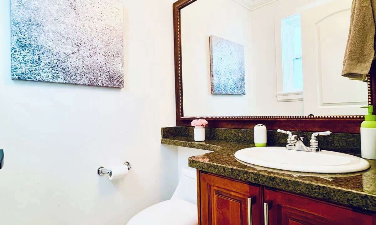 Photo of Bathroom in Renfrew-Collingwood