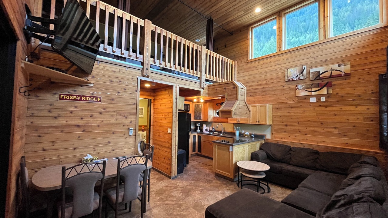 Photo of Livingroom in Revelstoke