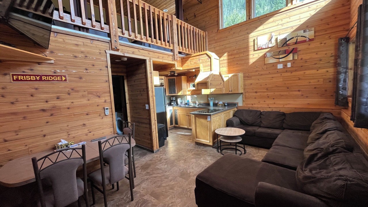 Photo of Livingroom in Revelstoke