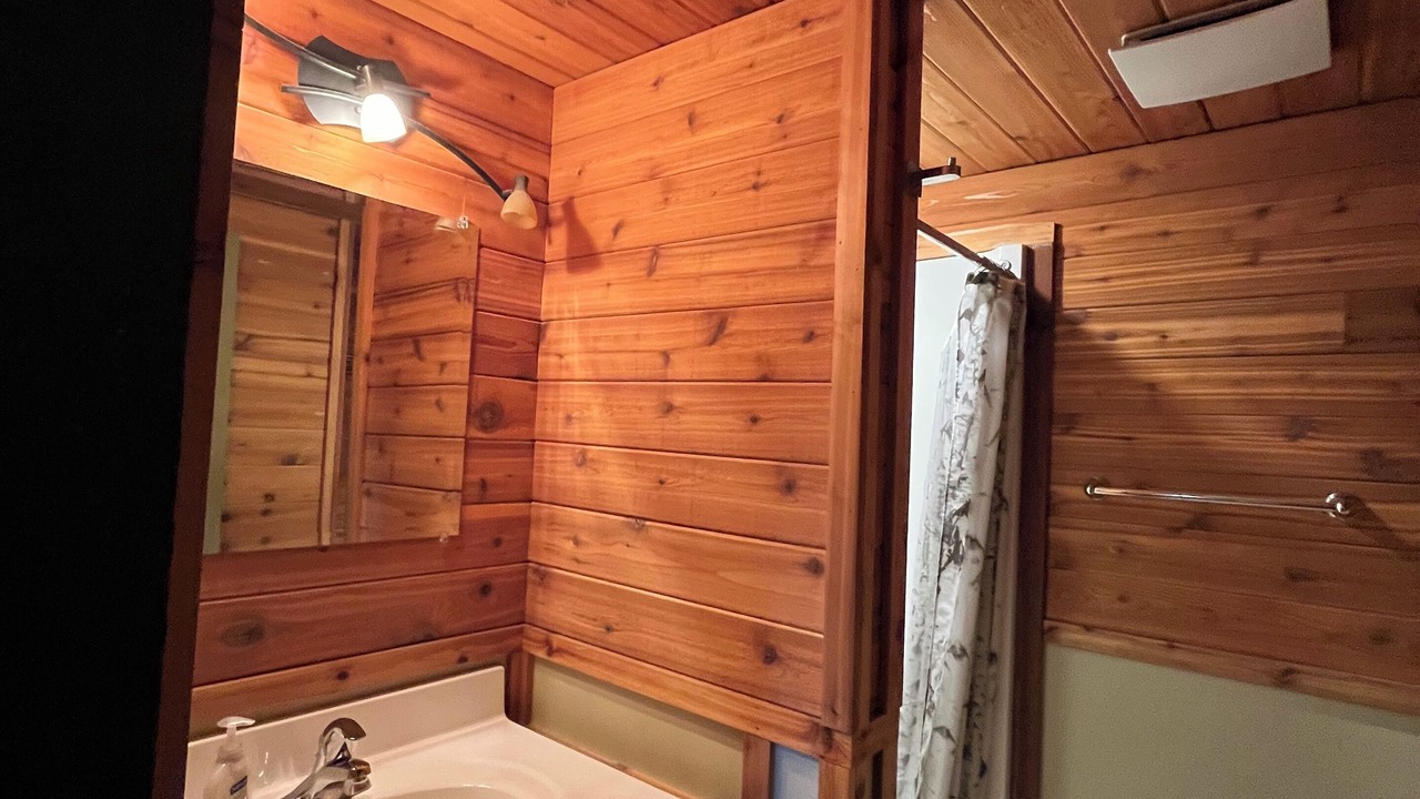 Photo of Bathroom in Revelstoke