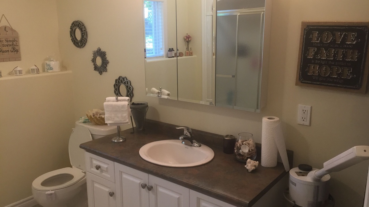 Photo of Bathroom in Wasaga Beach