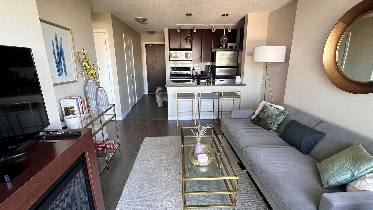 Photo of Livingroom in Crosstown
