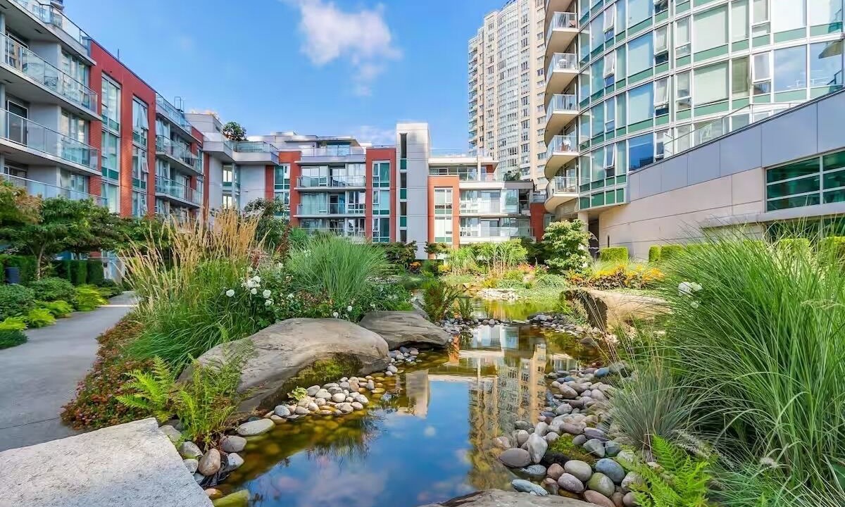 Photo of Outdoor in Crosstown