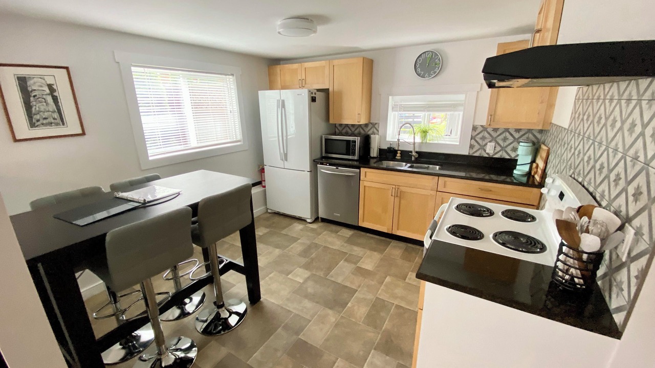 Photo of Kitchen in Saanich West