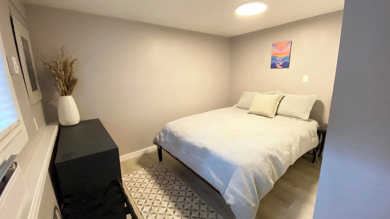 Photo of Bedroom in Saanich West