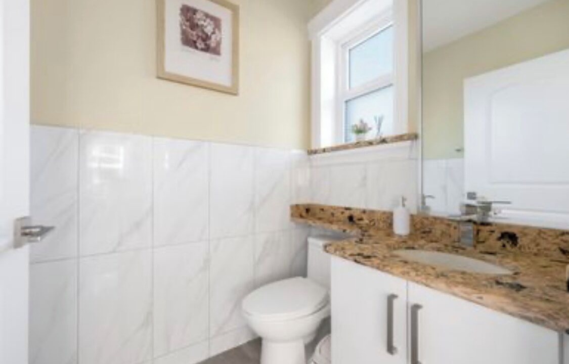 Photo of Bathroom in Killarney