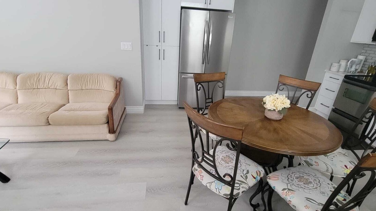 Photo of Livingroom in Hatzic