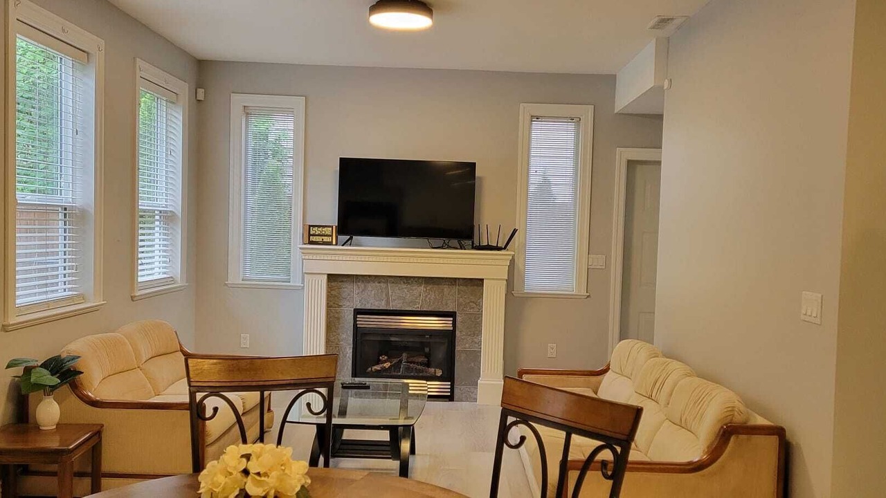 Photo of Livingroom in Hatzic