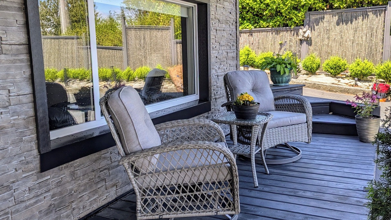 Photo of Patio Balcony in Campbell River
