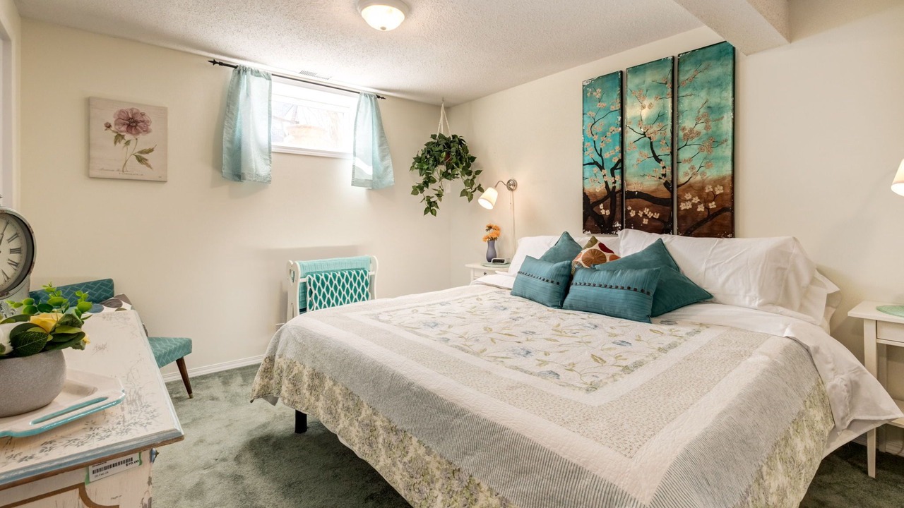 Photo of Bedroom in Northwest Calgary