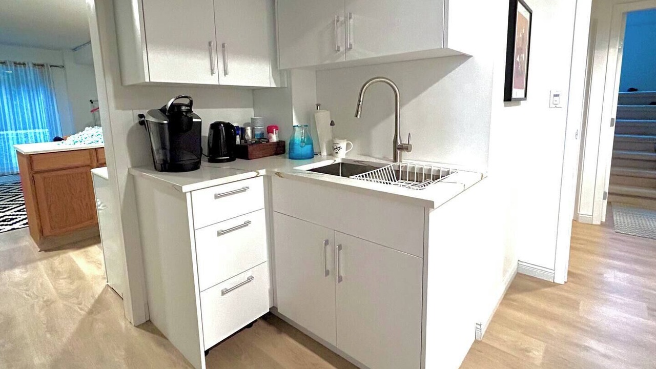Photo of Kitchen in West Vancouver