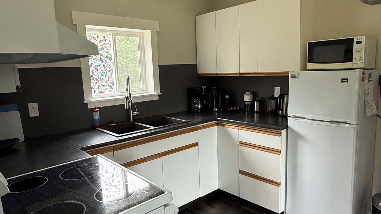 Photo of Kitchen in Atlin