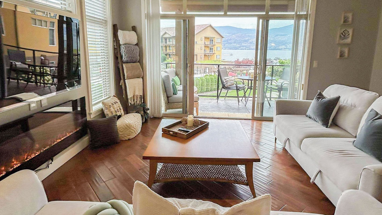 Photo of Livingroom in Westbank