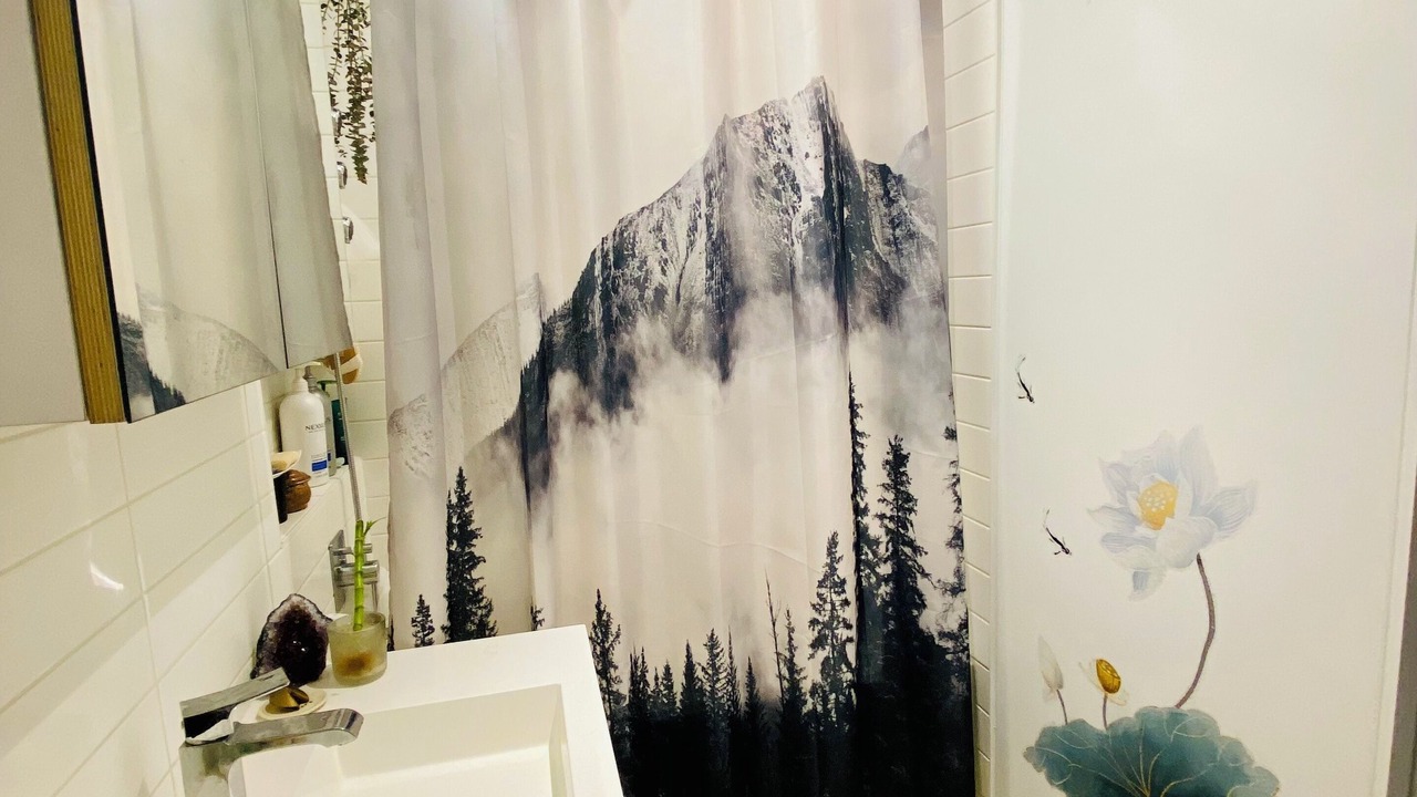 Photo of Bathroom in Chinatown