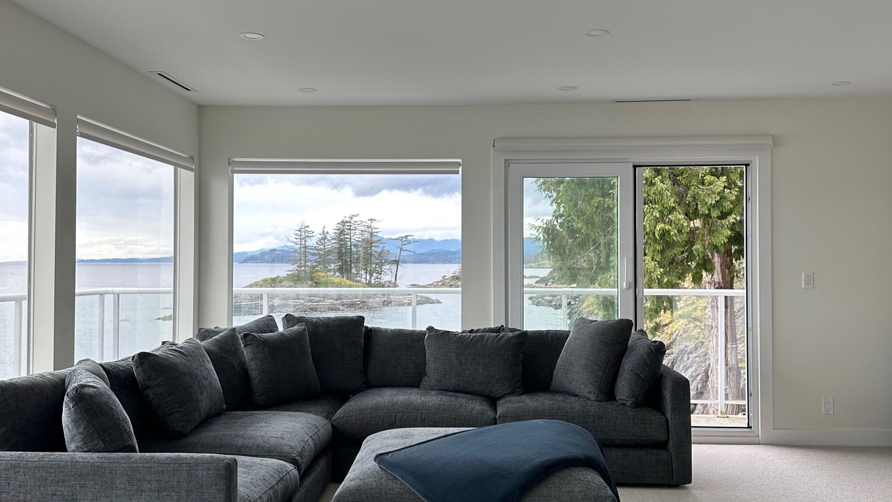 Photo of Bedroom in Halfmoon Bay