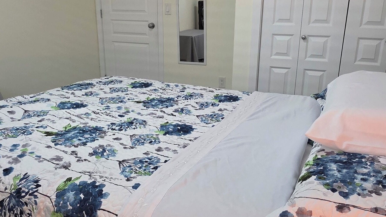 Photo of Bedroom in South Newton