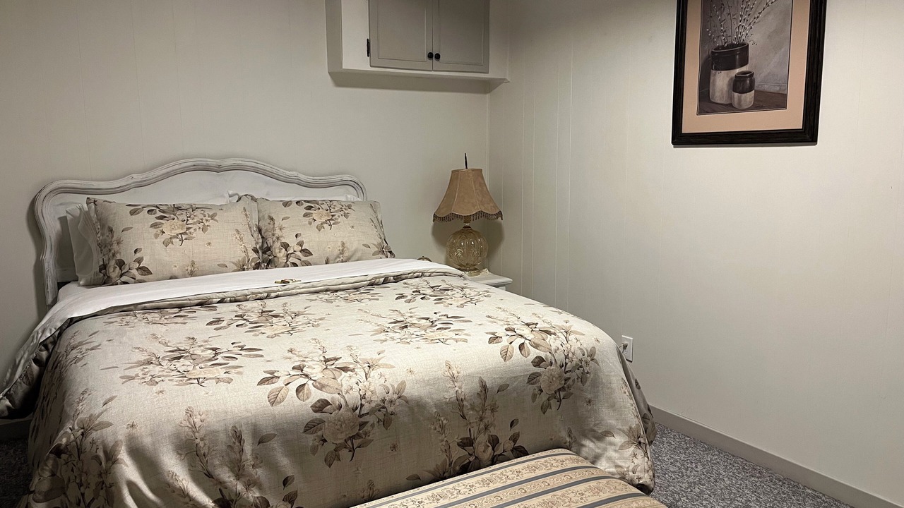 Photo of Bedroom in Tillsonburg