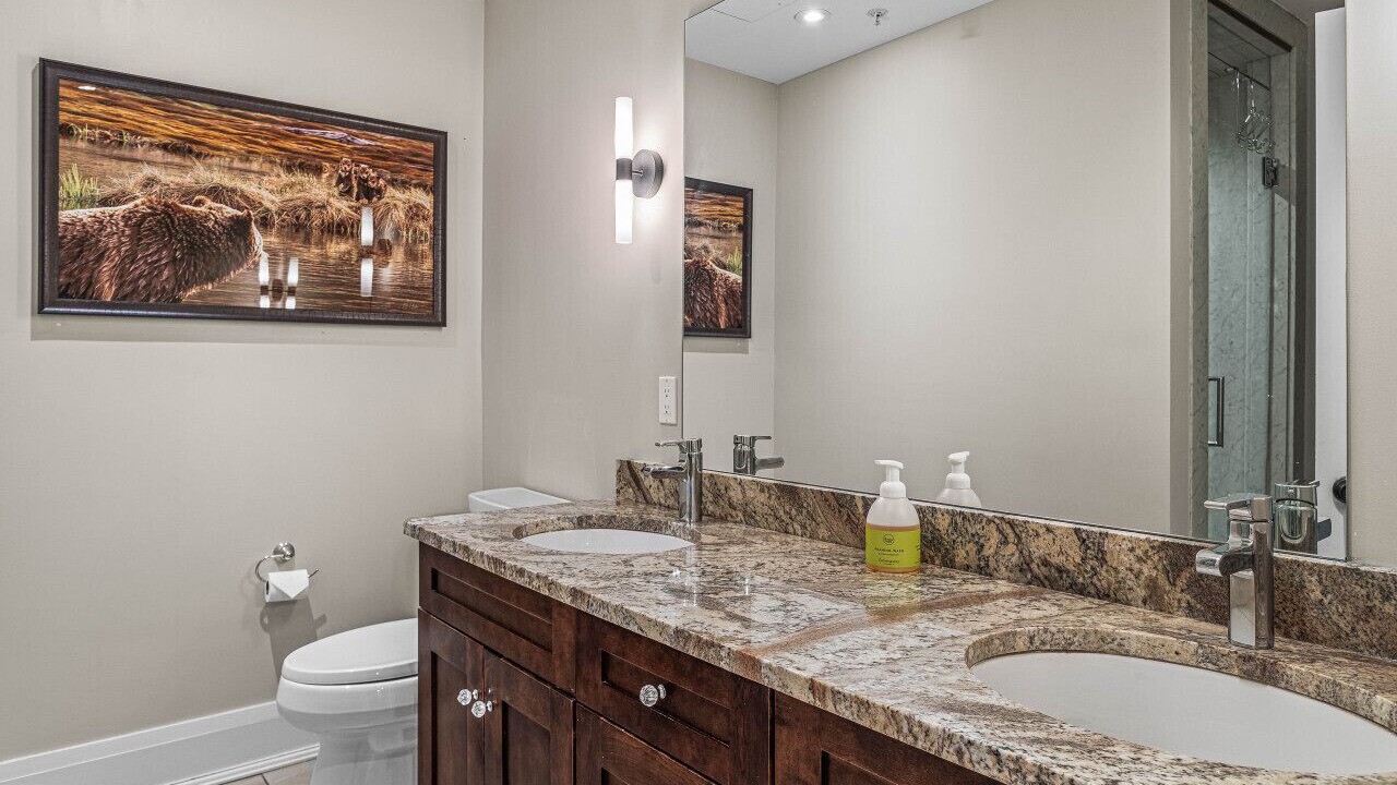 Photo of Bathroom in Canmore