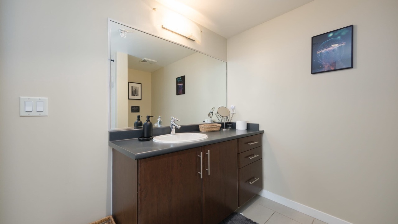 Photo of Bathroom in Crosstown