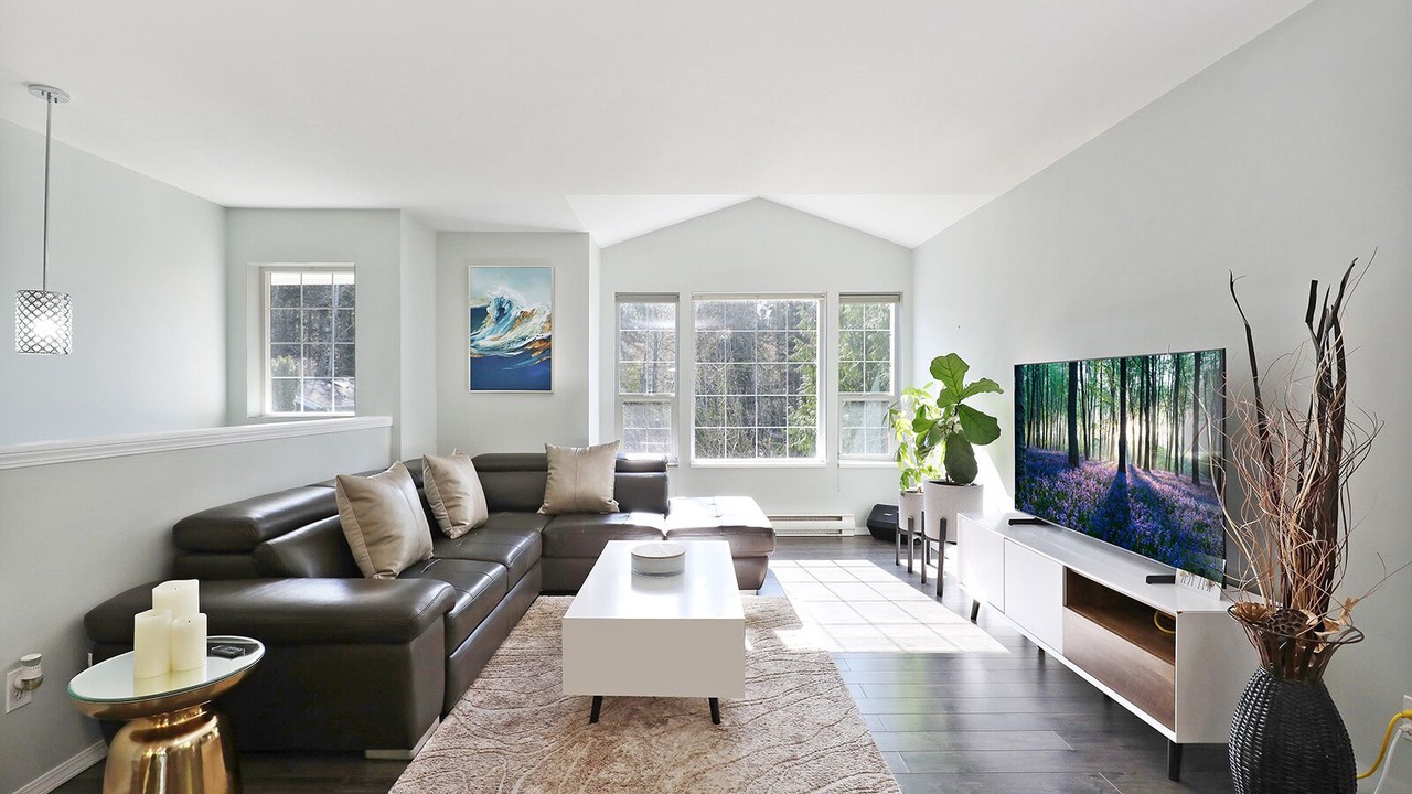Photo of Livingroom in Comox