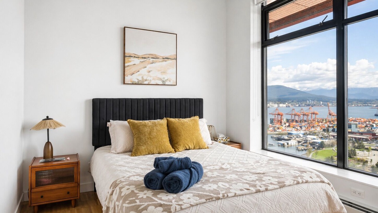 Photo of Bedroom in Gastown
