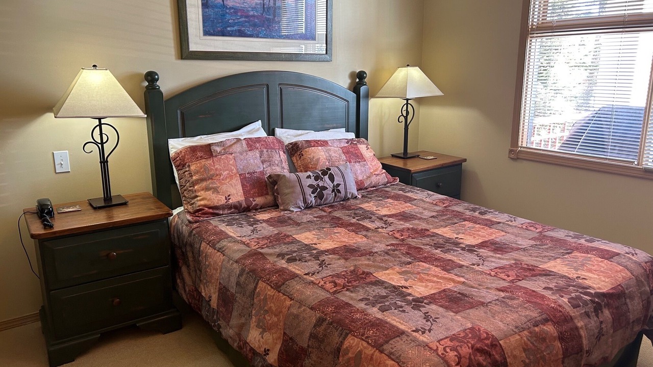 Photo of Bedroom in Silver Star Mountain