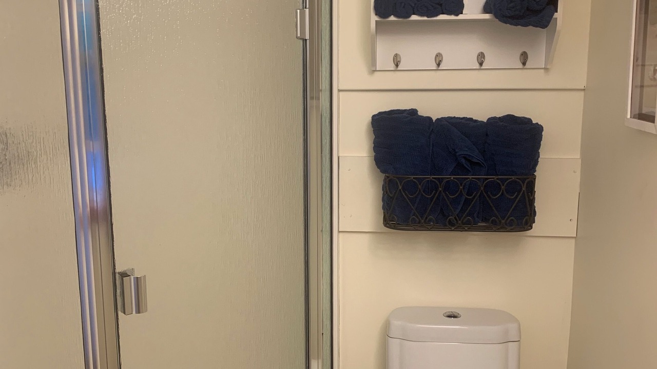 Photo of Bathroom in Blind Bay