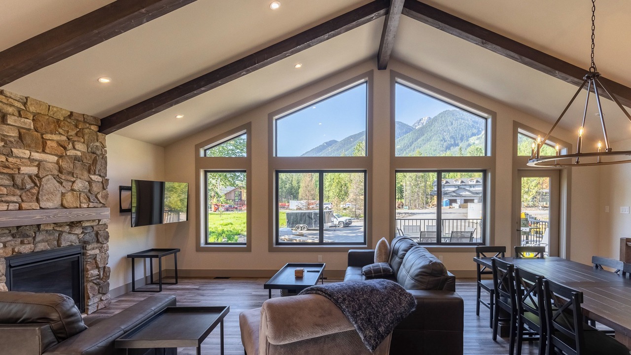 Photo of Livingroom in Fernie