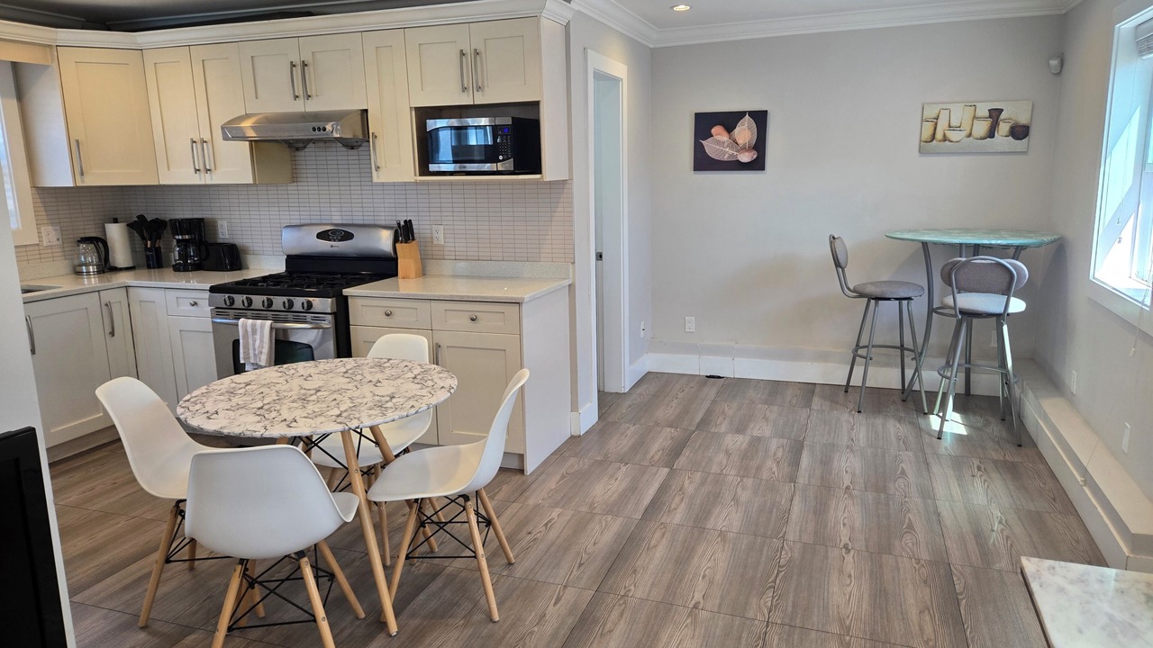 Photo of Kitchen in Sunset