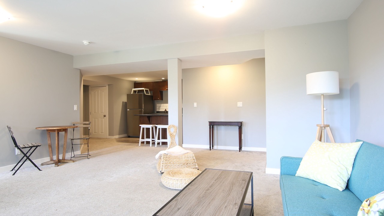 Photo of Livingroom in East Hill