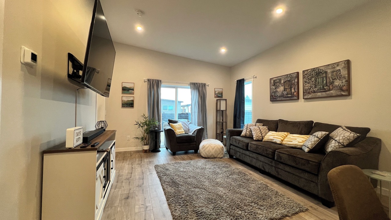 Photo of Livingroom in Central Okanagan