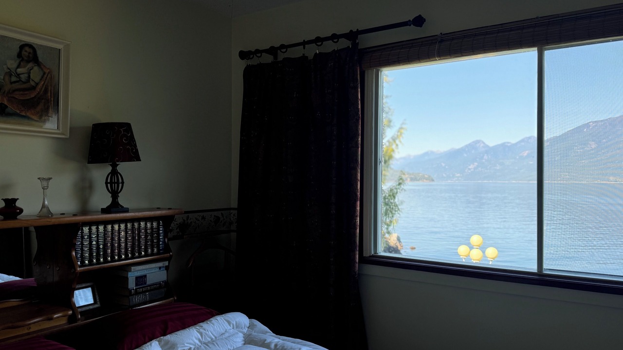 Photo of Bedroom in Central Kootenay