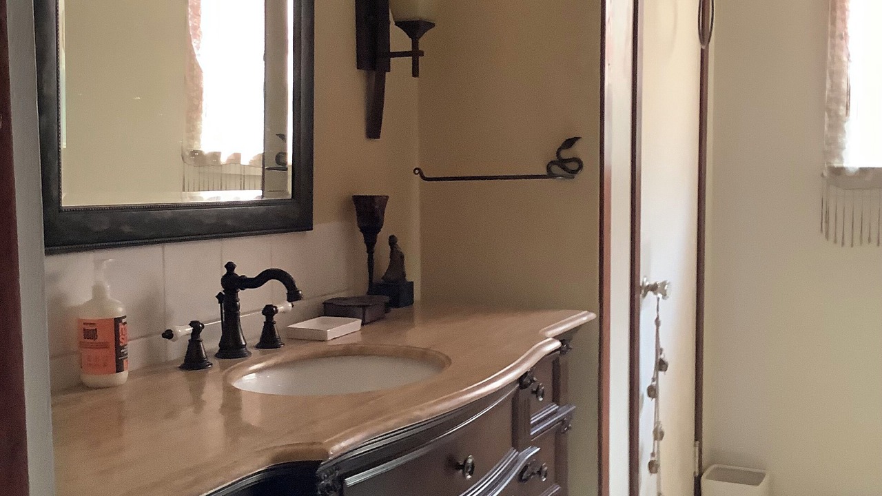 Photo of Bathroom in Central Kootenay