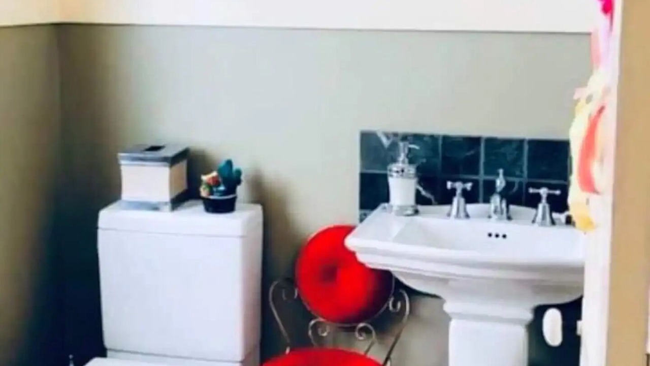 Photo of Bathroom in James Bay