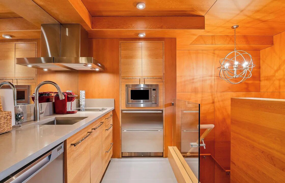 Photo of Kitchen in Whistler Village