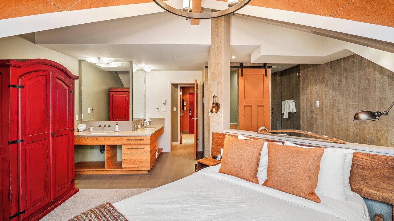 Photo of Bedroom in Whistler Village