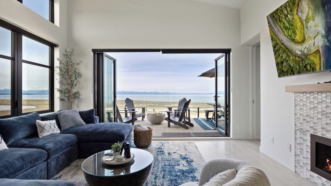 Photo of Livingroom in Black Creek