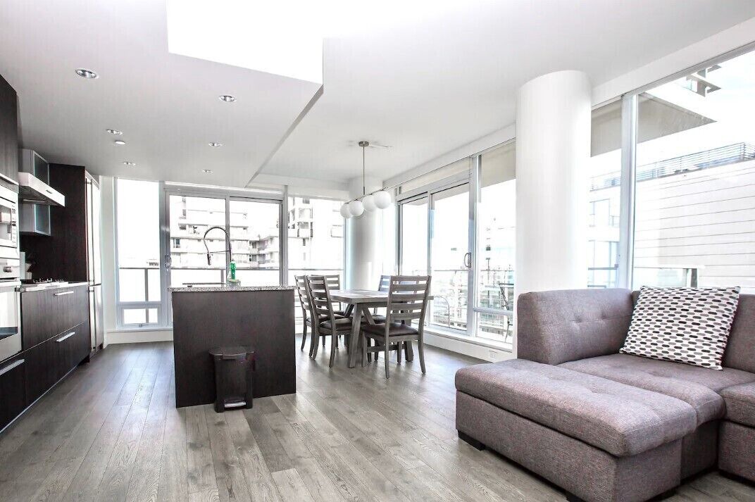Photo of Livingroom in Downtown Victoria