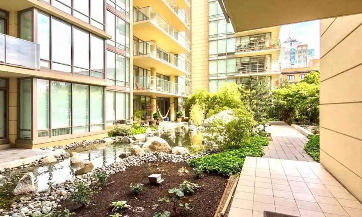 Photo of Outdoor in Downtown Victoria